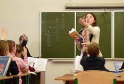 В 2015 году надбавки к оплате труда педагогов сохранятся, — Инна Совсун