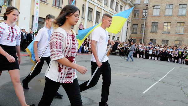 Необычная программа в школах и вузах Украины