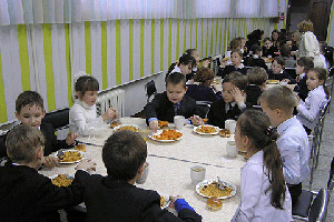 В Киеве ученики 1 4 классов будут питаться бесплатно